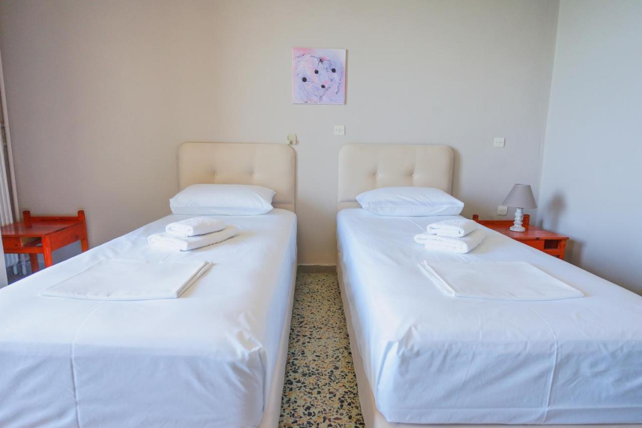Hotel Korfos - Ξενοδοχείο Κόρφος Renovated Exteriör bild