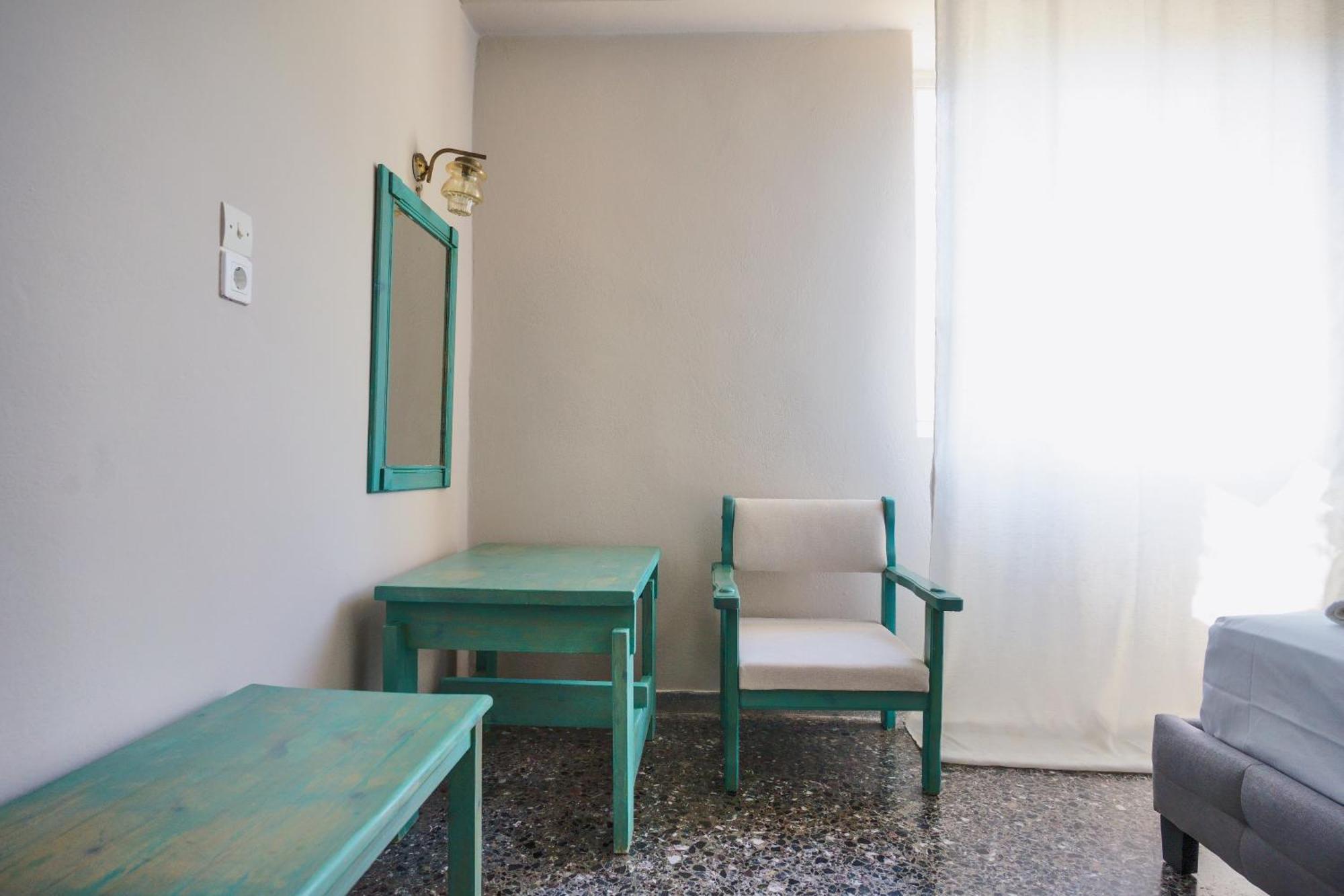 Hotel Korfos - Ξενοδοχείο Κόρφος Renovated Exteriör bild