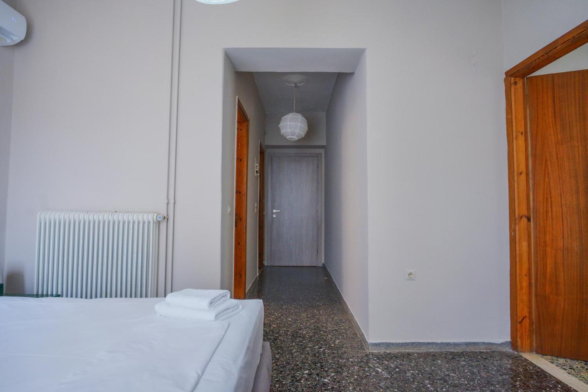 Hotel Korfos - Ξενοδοχείο Κόρφος Renovated Exteriör bild