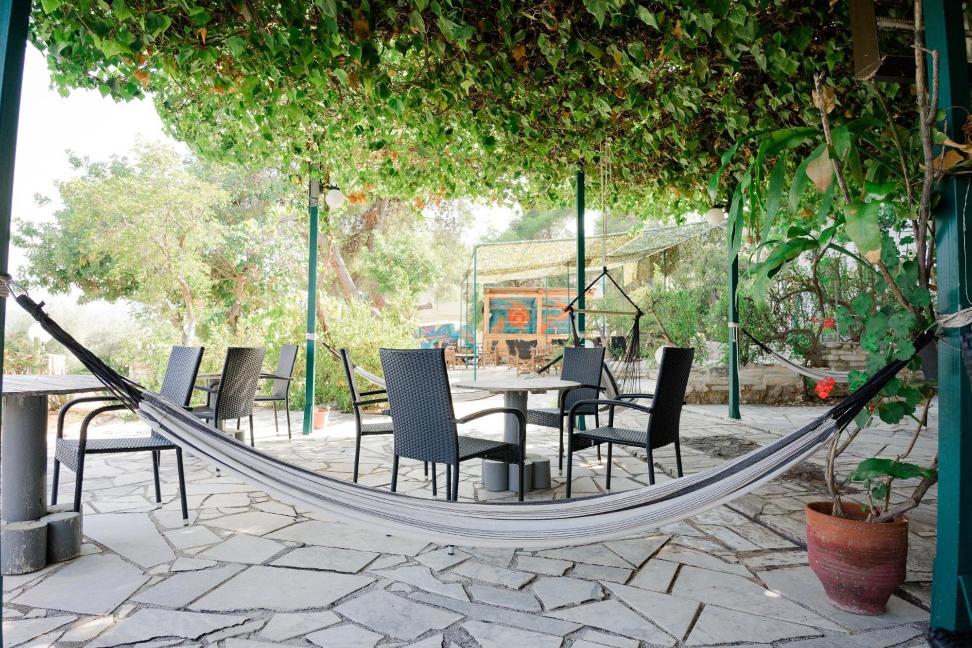 Hotel Korfos - Ξενοδοχείο Κόρφος Renovated Exteriör bild