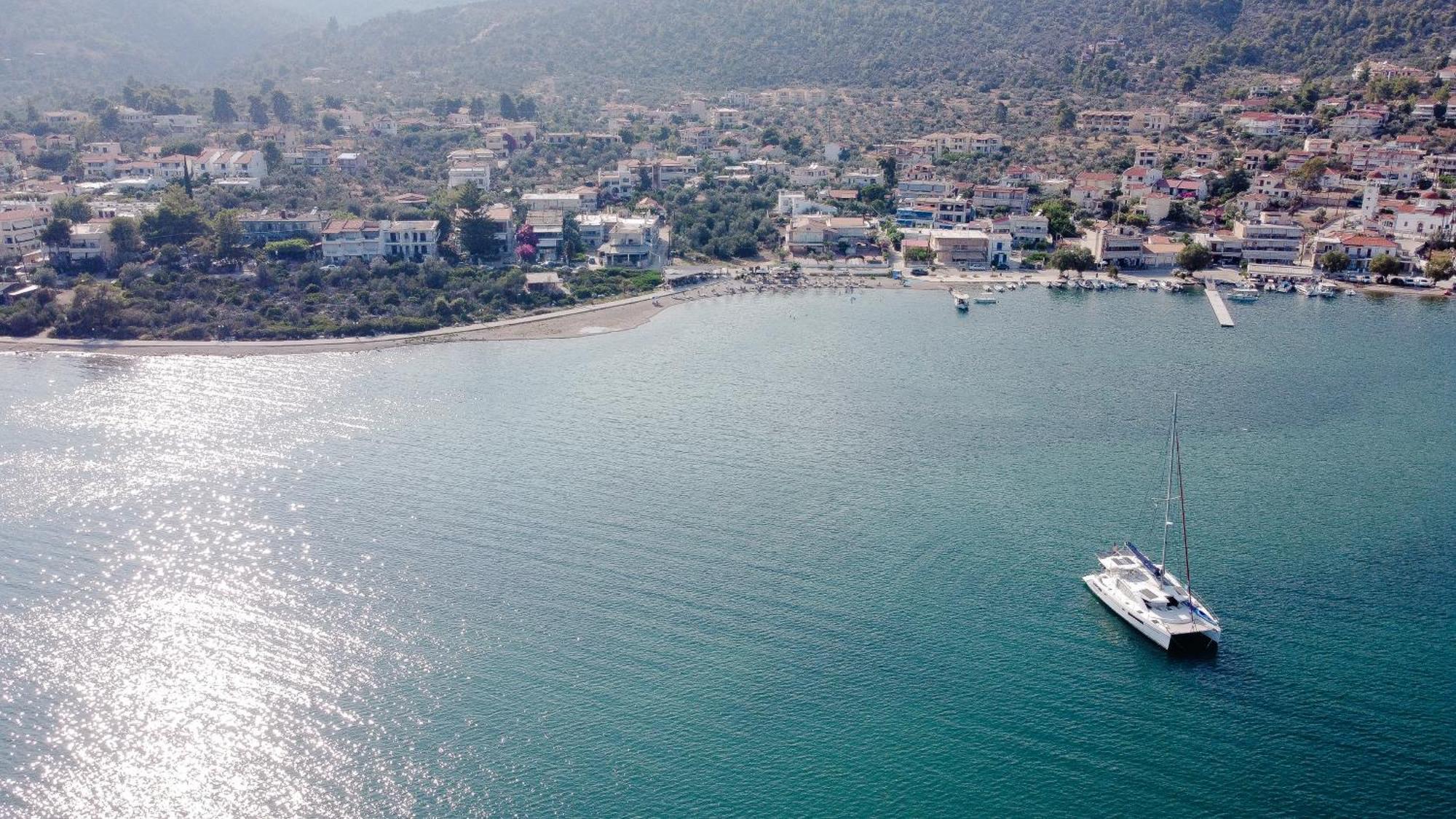 Hotel Korfos - Ξενοδοχείο Κόρφος Renovated Exteriör bild