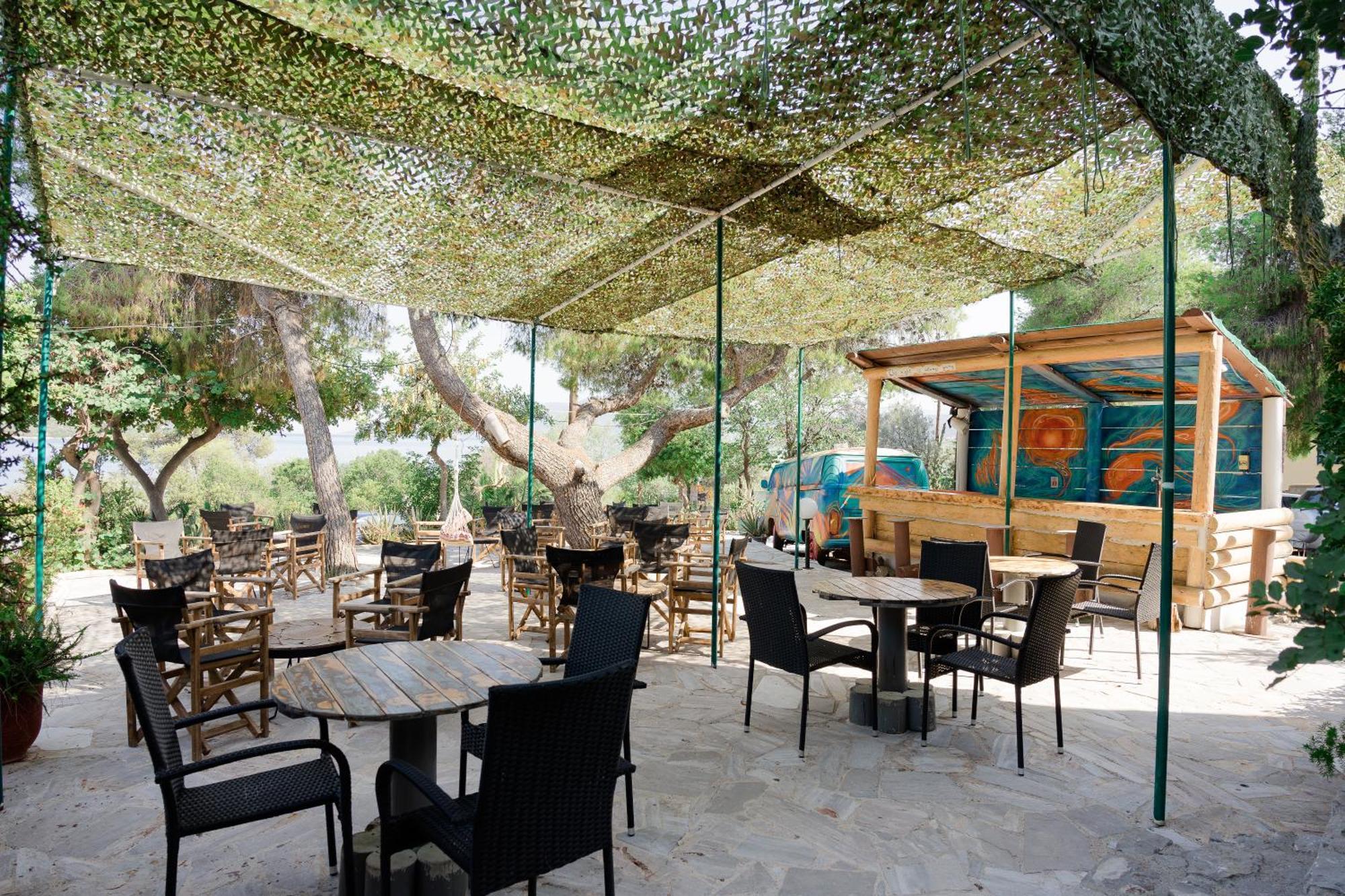 Hotel Korfos - Ξενοδοχείο Κόρφος Renovated Exteriör bild
