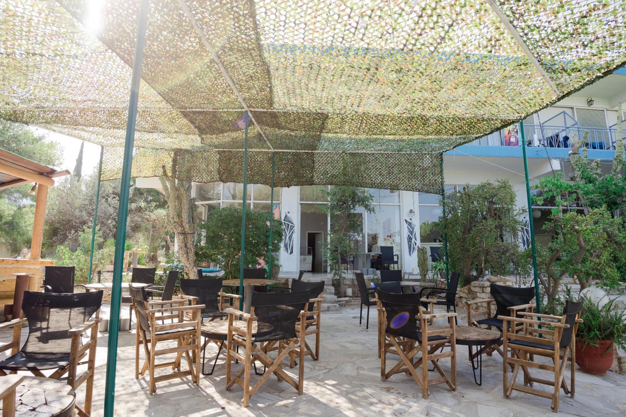 Hotel Korfos - Ξενοδοχείο Κόρφος Renovated Exteriör bild